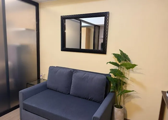 Apartment Deluxe In Venice Mall Manila